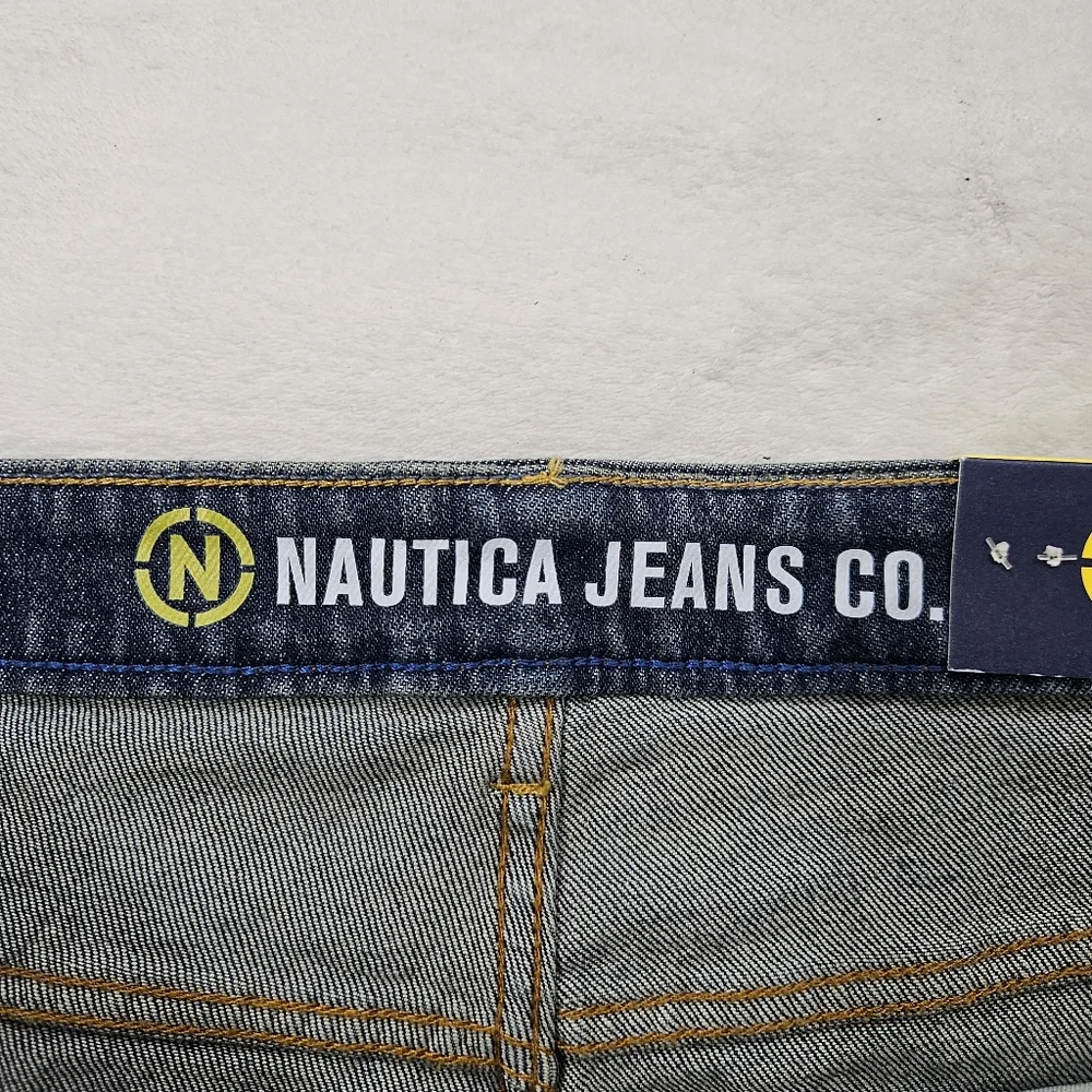 Nautica Jeans Co. Original Relaxed Stretch  Denim Jean in Dark Blue Size 38X30 - Picture 3 of 11